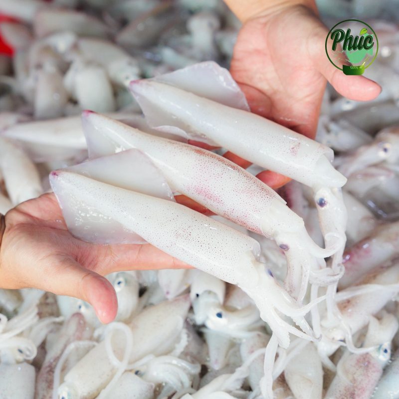 Muc-tuoi-gion-san-sat-tai-hu-tieu-muc-va-bun-thai-phuc